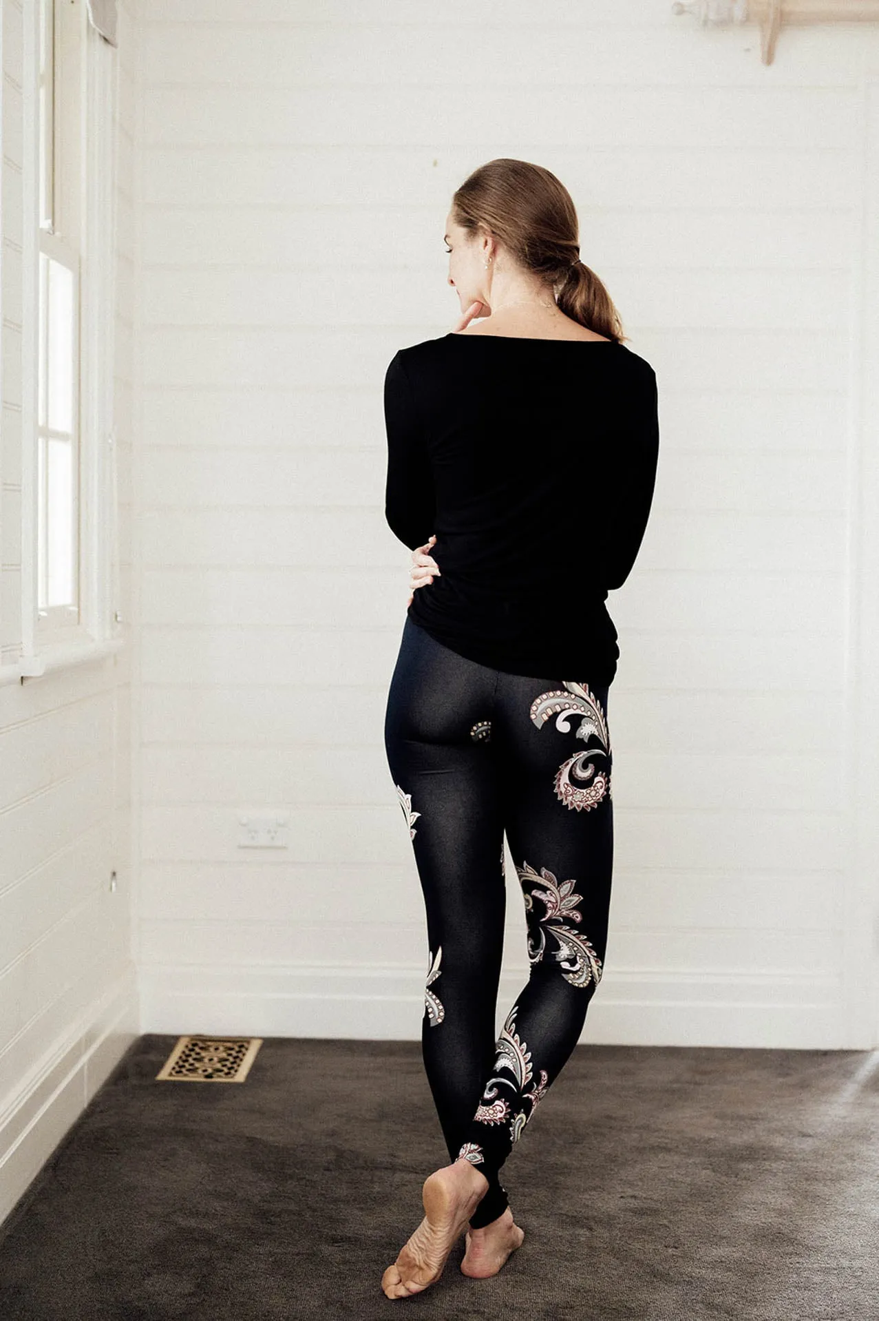 Mavis Tights - Black Paisley