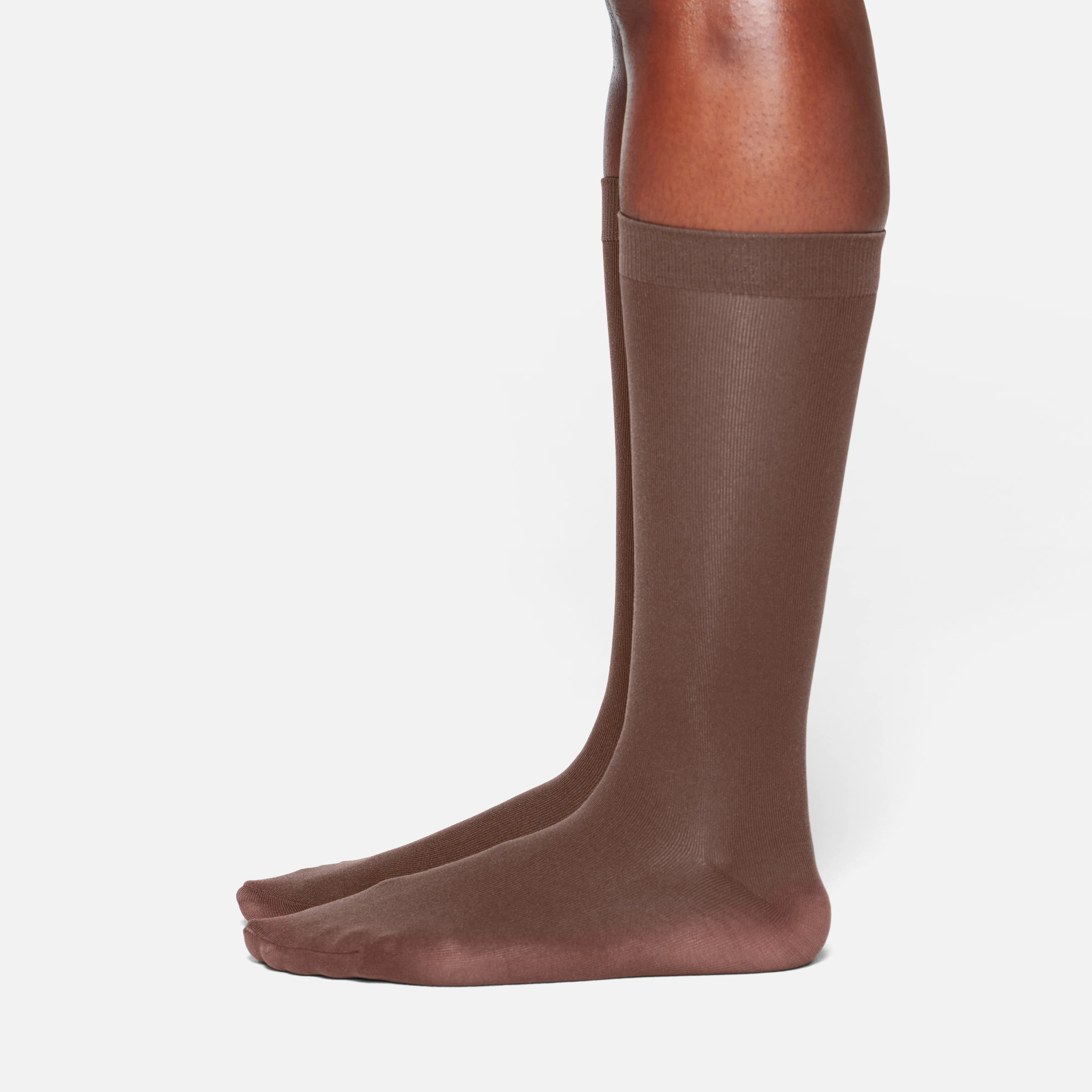 NYLON HOSIERY MID CALF SOCK | COCOA