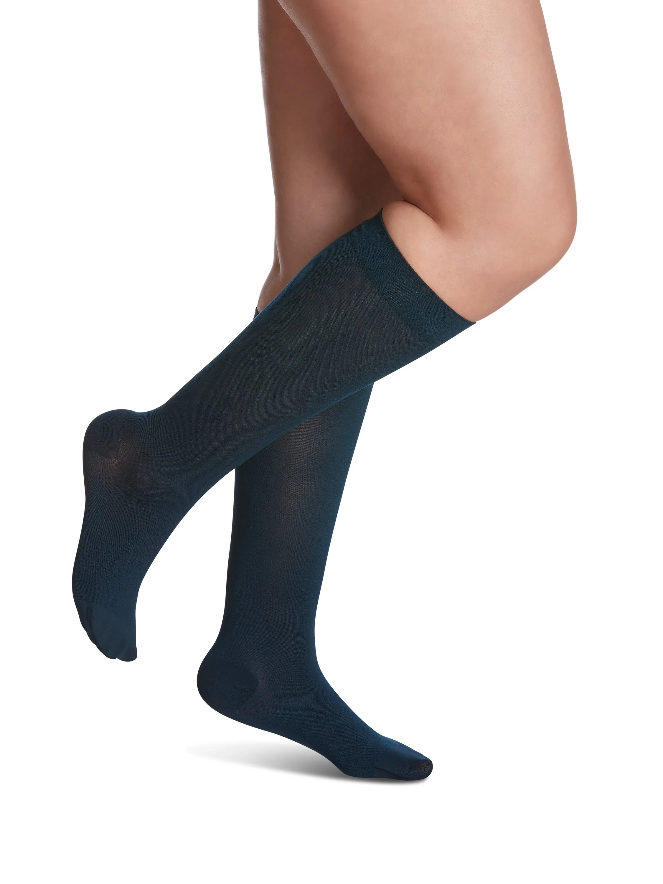 Sigvaris Soft Opaque (Formerly 840 Soft Opaque) Women's Knee High  20-30mmHg-Closed Toe